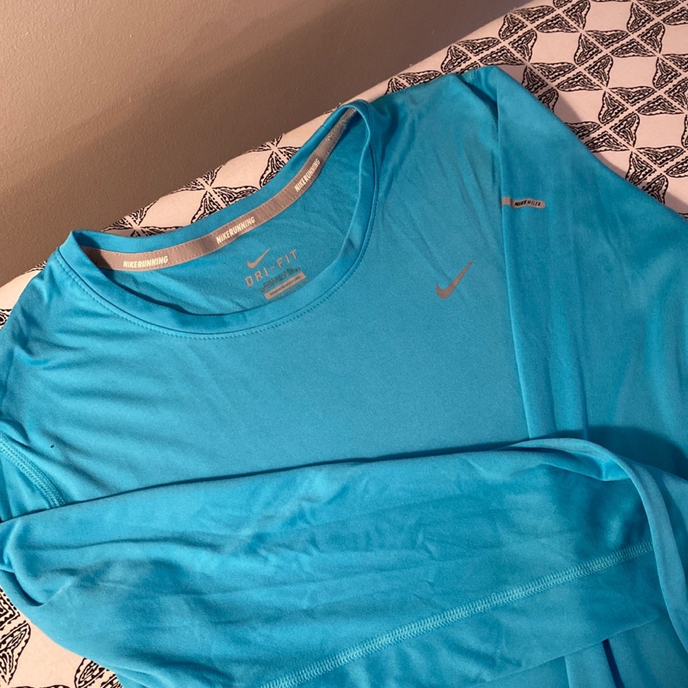 Nike dri-fit running top